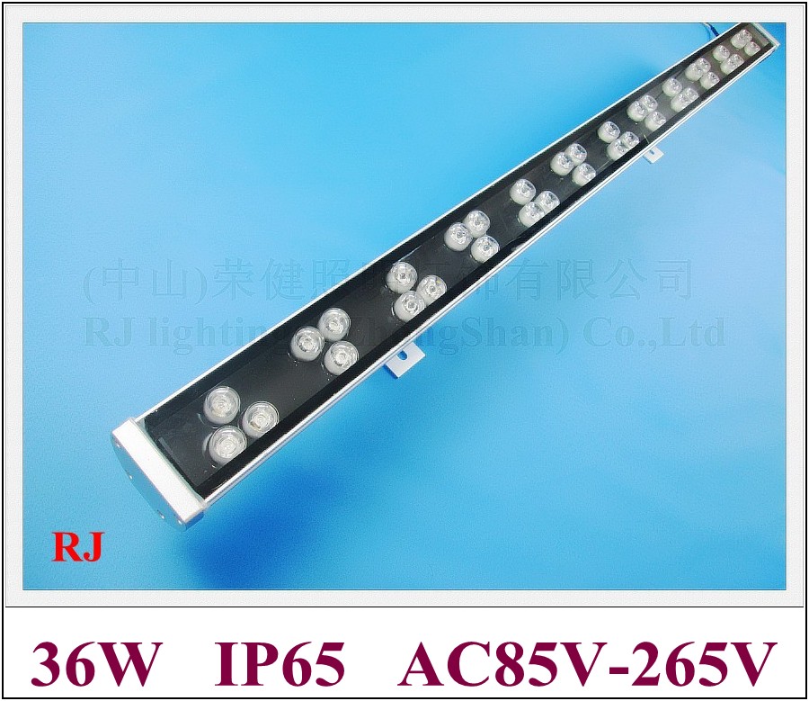 삼각형 스타일 LED 벽 세탁기 워시 월 LED 염색 조명 36W IP65 방수, 1000*70*70 알루미늄 + 강화 유리 CE